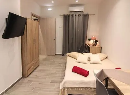 アパート Contemporary Old Port By Corfuescapes